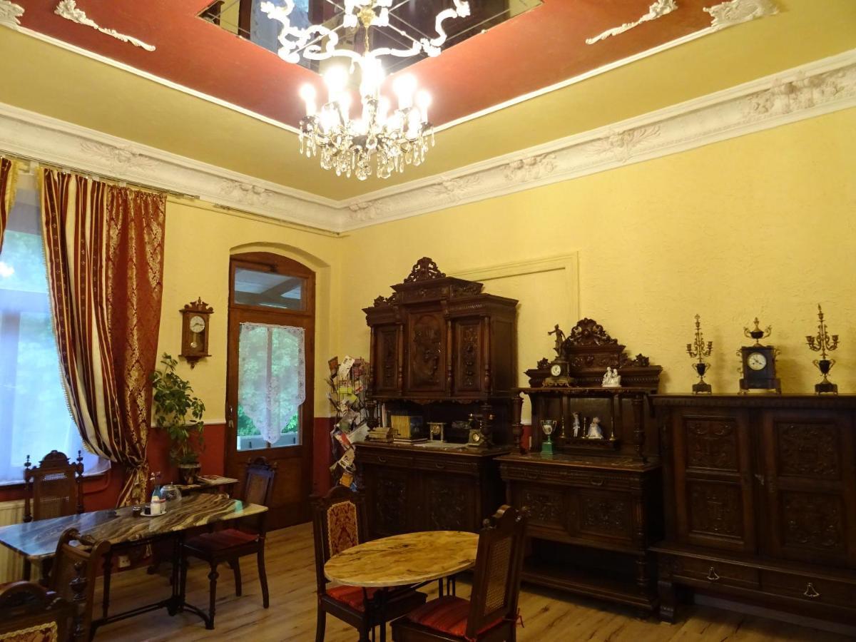 Villa Imperia, Museums-Hotel, Treppensteigen Бланкенбург Экстерьер фото